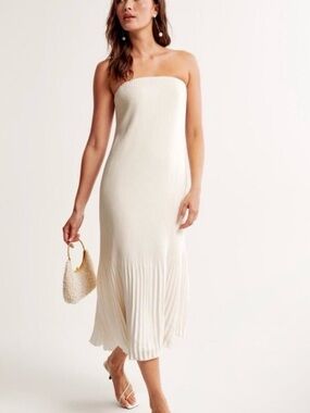 Abercrombie & Fitch Strapless Pleated Cream Dress